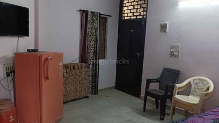 Buy 1 BHK Flat in Malviya Nagar