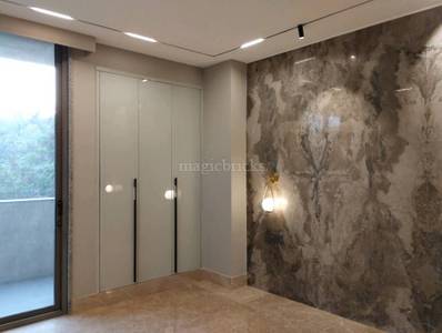 4BHK Builder Floor Apartment for New Property in RWA Builder Floor at Phase 2 DLF 4BHK Builder Floor Apartment for New Property in RWA Builder Floor at Phase 2 DLF