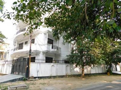4BHK Builder Floor Apartment for Resale in Kavi Nagar 4BHK Builder Floor Apartment for Resale in Kavi Nagar