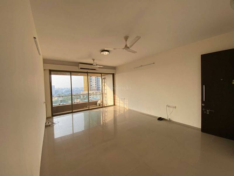 Buy 3 BHK Flat/Apartment in India Bulls Sky Forest Lower Parel, Mumbai