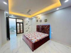 Room For Rent - Houses & Apartments For Rent in Delhi