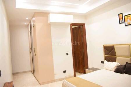 Buy 4 BHK Flat for Sale in Yojna Vihar, Anand Vihar New Delhi Buy 4 BHK Flat for Sale in Yojna Vihar, Anand Vihar New Delhi