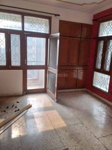 3BHK Multistorey Apartment for Resale in Varun Apartments at Sector 62, NH 24 3BHK Multistorey Apartment for Resale in Varun Apartments at Sector 62, NH 24