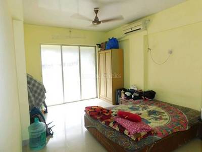 2 BHK Flat in 