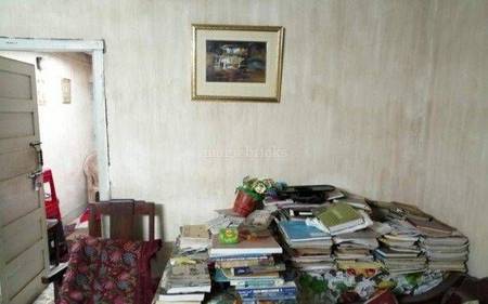 2 BHK Flat in 