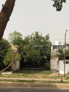 Land / Plot in Sector 133 Noida