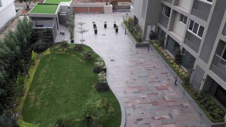 4BHK Multistorey Apartment for Resale in Shubham Skyz at Bodakdev 4BHK Multistorey Apartment for Resale in Shubham Skyz at Bodakdev