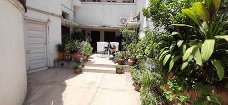 3 BHK House for Rent in Jorbagh Tri Nagar New Delhi