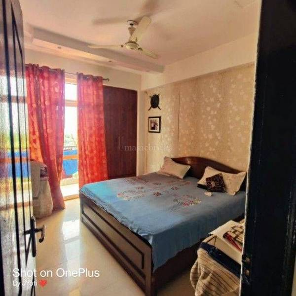 Prateek Wisteria in Sector 77 , Noida Price, Brochure, Floor Plan, Reviews