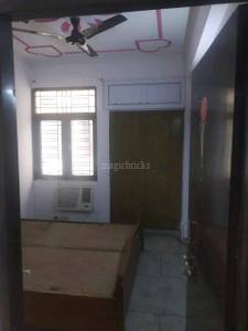 2 BHK Flat in 