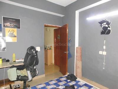 2BHK Multistorey Apartment for Resale in Mahagun Moderne at Sector 78 2BHK Multistorey Apartment for Resale in Mahagun Moderne at Sector 78