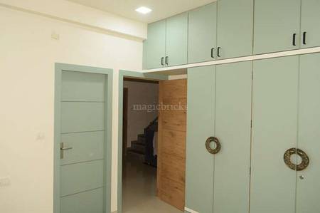 7BHK Residential House for Resale in Dutt Residency at Sola 7BHK Residential House for Resale in Dutt Residency at Sola