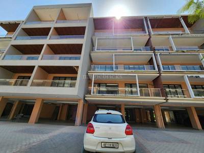 4BHK Builder Floor Apartment for Resale in Samsara Avasa at Sector 63 4BHK Builder Floor Apartment for Resale in Samsara Avasa at Sector 63