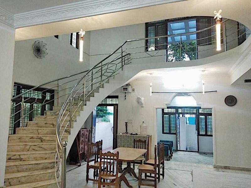 Buy 3 BHK Residential House in Jubilee Hills, Hyderabad 3500 Sqft