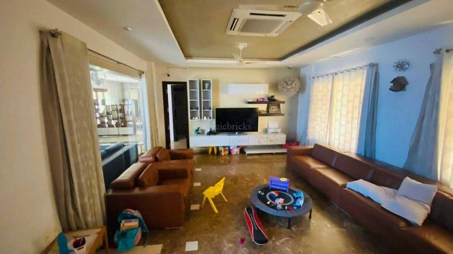 Buy 4 BHK Residential House in Jubilee Hills, Hyderabad 5000 Sqft