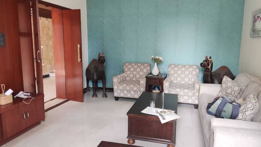 Buy 4 BHK Residential House in Jubilee Hills, Hyderabad 4000 Sqft