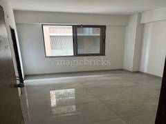 Page 8 - Resale Flats in Vaishnodevi Circle Ahmedabad - 450+