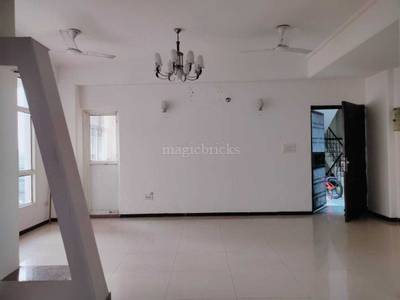 4BHK Multistorey Apartment for Resale in Supertech Emerald Court at Sector 93A, Noida Express Way 4BHK Multistorey Apartment for Resale in Supertech Emerald Court at Sector 93A, Noida Express Way