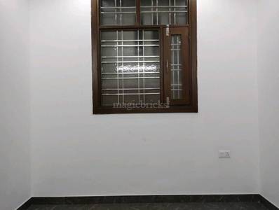 2BHK Builder Floor Apartment for Resale in Gyan Khand 2, Indirapuram 2BHK Builder Floor Apartment for Resale in Gyan Khand 2, Indirapuram