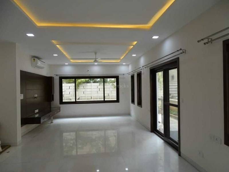 Buy 4 BHK Residential House in Jubilee Hills, Hyderabad 4000 Sqft