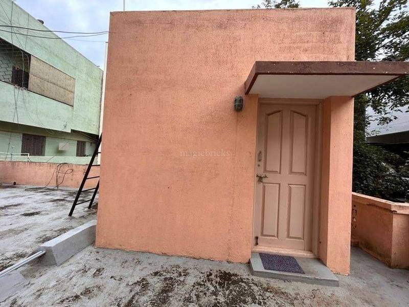 Owner 3 BHK 1800 Sqft Residential House for Sale in Vidyaranyapura,