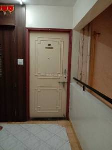 2BHK Multistorey Apartment for Resale in Daffodils at Magarpatta 2BHK Multistorey Apartment for Resale in Daffodils at Magarpatta