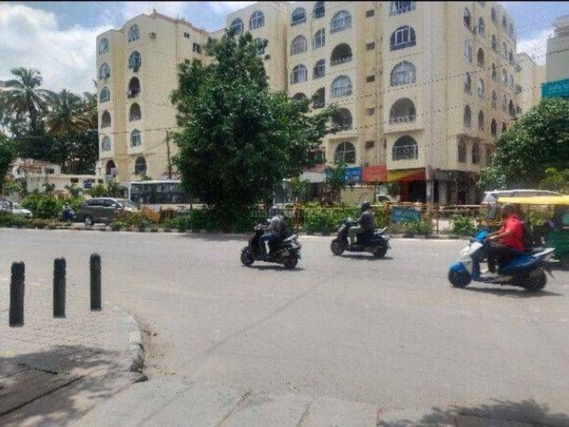 Buy > 10 BHK Residential House in Murgesh Pallya, Bangalore 10,000 Sqft N. R Layout