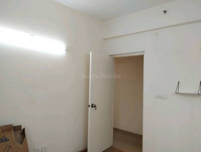 2BHK Multistorey Apartment for Rent in DLF Capital Greens 1 and 2 at Moti Nagar, Kirti Nagar