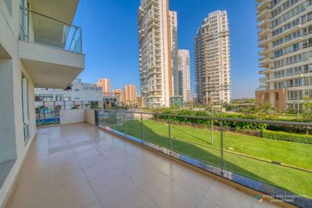 4BHK Multistorey Apartment for Resale in Pioneer Presidia at Golf Course Extension Road 4BHK Multistorey Apartment for Resale in Pioneer Presidia at Golf Course Extension Road