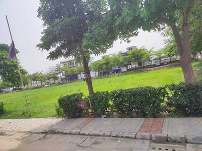 Residential Plot for Resale in BPTP Amstoria Plot at Sector 102  Residential Plot for Resale in BPTP Amstoria Plot at Sector 102