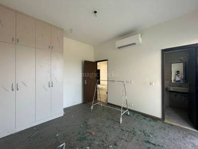 3BHK Multistorey Apartment for Resale in BPTP Amstoria at Sector 102 3BHK Multistorey Apartment for Resale in BPTP Amstoria at Sector 102