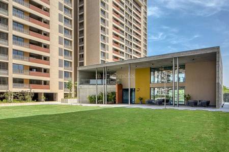 5BHK Multistorey Apartment for Resale in Riviera Elite at Shela 5BHK Multistorey Apartment for Resale in Riviera Elite at Shela