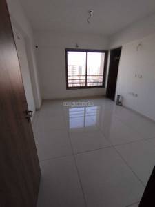 3BHK Multistorey Apartment for New Property in Olive Greens at Gota 3BHK Multistorey Apartment for New Property in Olive Greens at Gota