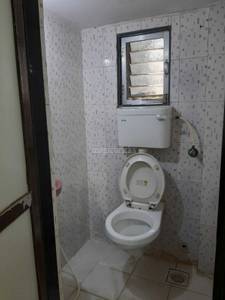 1 BHK Flat in Nityanand Bagh Society in Chembur