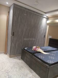  Villa for Rent in Raja Garden, New Delhi