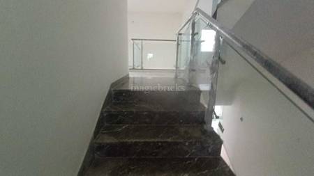 Buy  4 BHK  Villa in  Tellapur   Hyderabad