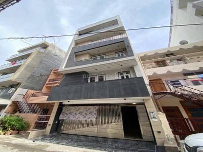Buy  6 BHK  Villa in  Janakpuri   New Delhi