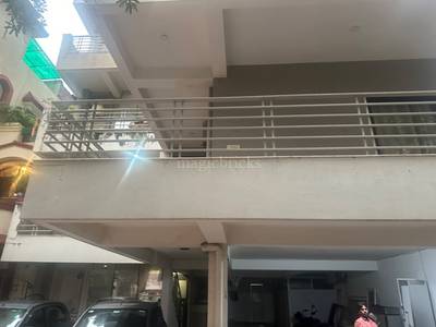4BHK Builder Floor Apartment for Resale in Phase 4 DLF