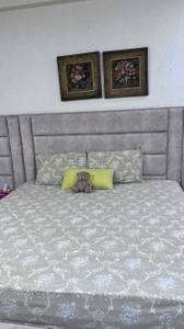 Buy 4 BHK Flat in Sector 137