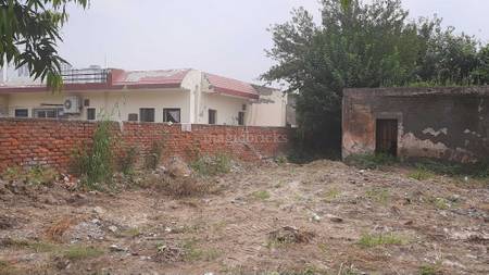 Land / Plot in Sector 108 Noida