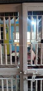 Buy 4 BHK Flat for Sale in   Ahmedabad