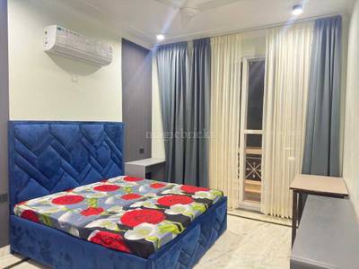 Buy 3 BHK Flat in DLF Phase 1