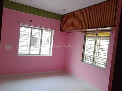 2 BHK Flat in 