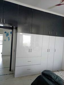 Buy 3 BHK Flat in DLF Phase 2