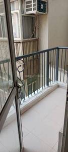 3BHK Multistorey Apartment for Resale in Prateek Laurel at Sector 120 3BHK Multistorey Apartment for Resale in Prateek Laurel at Sector 120