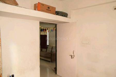 1BHK Multistorey Apartment for Resale in Maninagar 1BHK Multistorey Apartment for Resale in Maninagar