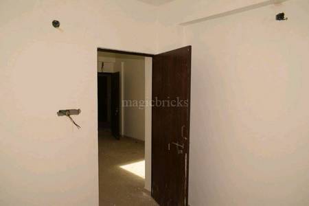 1BHK Multistorey Apartment for Resale in Nava Naroda 1BHK Multistorey Apartment for Resale in Nava Naroda