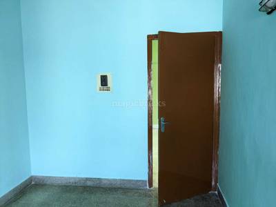 1BHK Multistorey Apartment for Resale in Emerald Apartments at Nungambakkam 1BHK Multistorey Apartment for Resale in Emerald Apartments at Nungambakkam