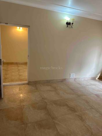 BHK Flats in Jasola Vihar, New Delhi: 6+ Flats Apartments