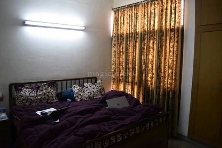 2BHK Multistorey Apartment for Resale in Rail Vihar at Sector 56 2BHK Multistorey Apartment for Resale in Rail Vihar at Sector 56